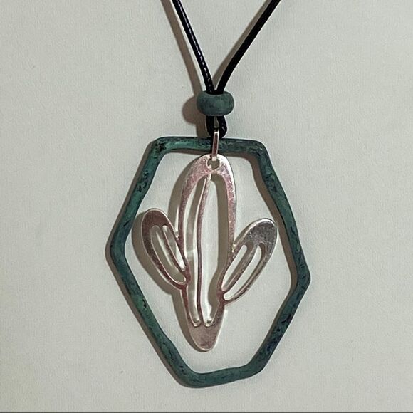 Cactus Silver Patina Necklace Earrings Set - Picture 2 of 7